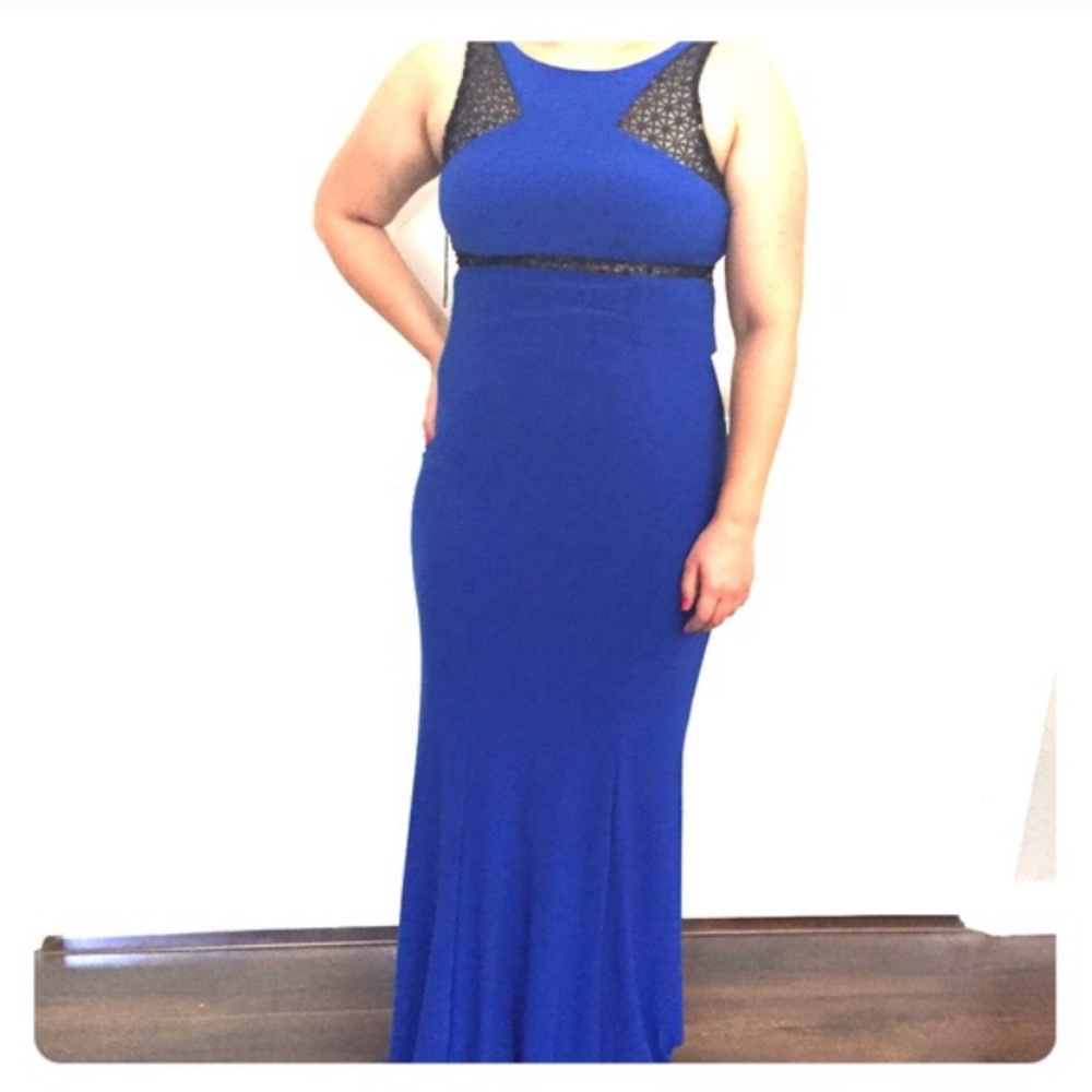 Cache dress